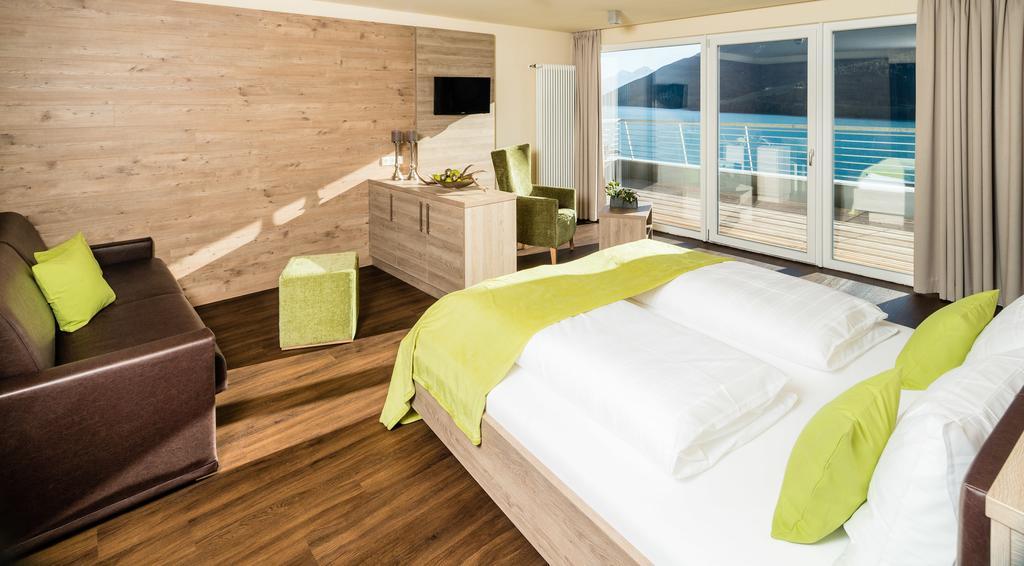 רזיה Aktiv Hotel Edelweiss מראה חיצוני תמונה