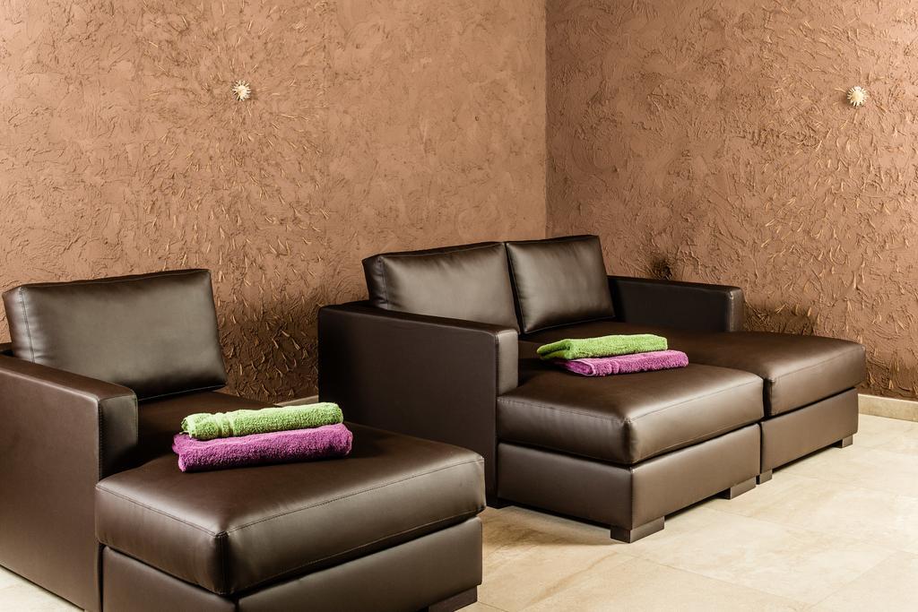 רזיה Aktiv Hotel Edelweiss מראה חיצוני תמונה