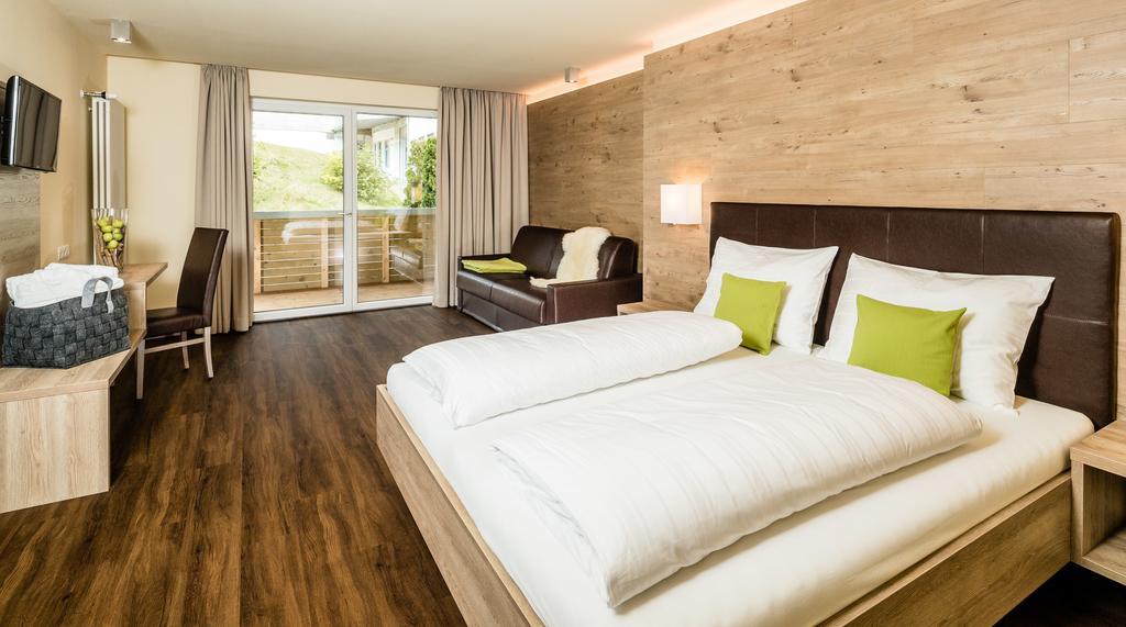 רזיה Aktiv Hotel Edelweiss חדר תמונה